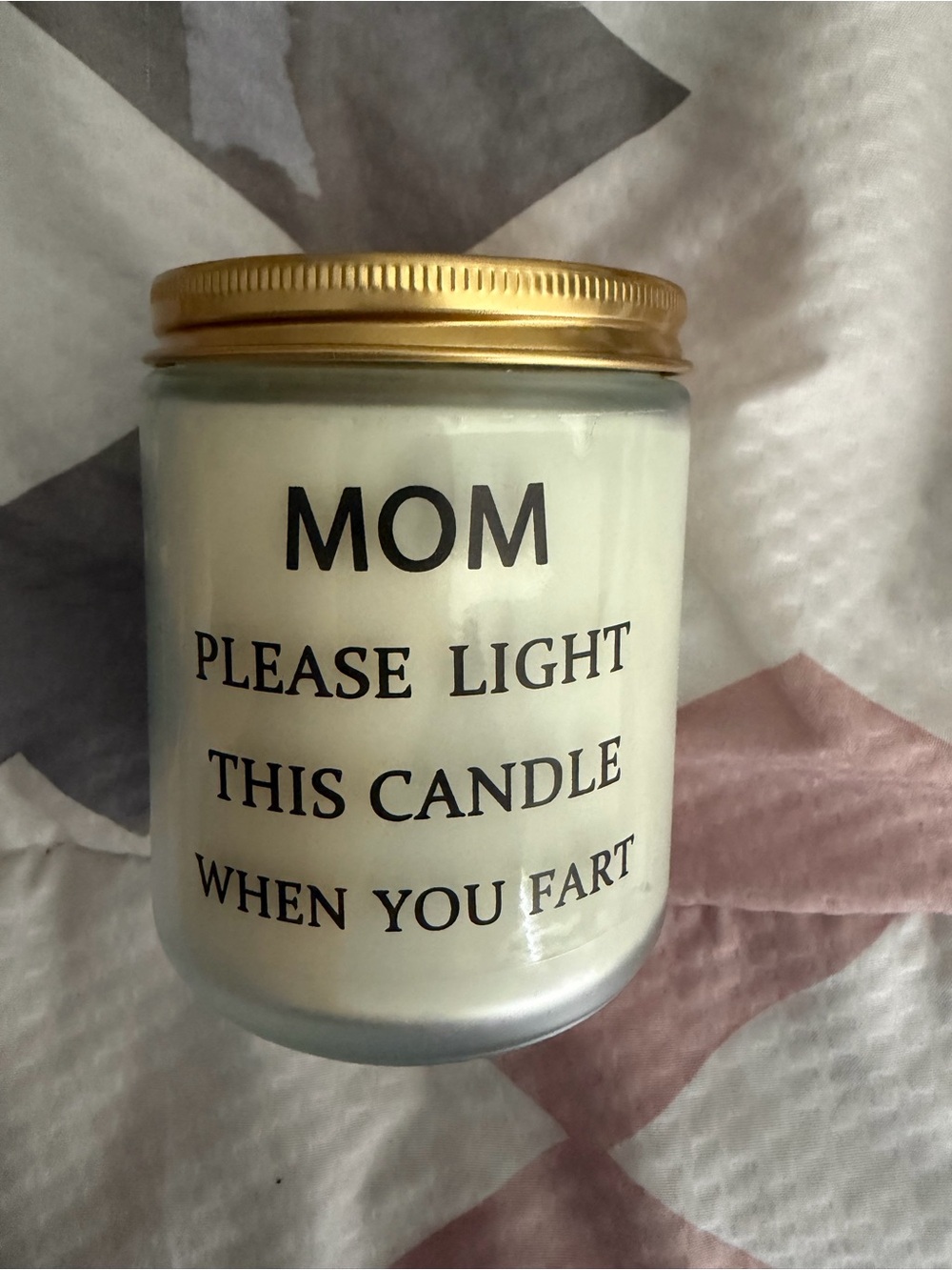 Humorous 'Mom' Scented Candle - Light When You Fart - White